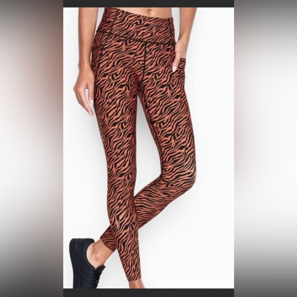 VICTORIA SECRET LEGGINGS
